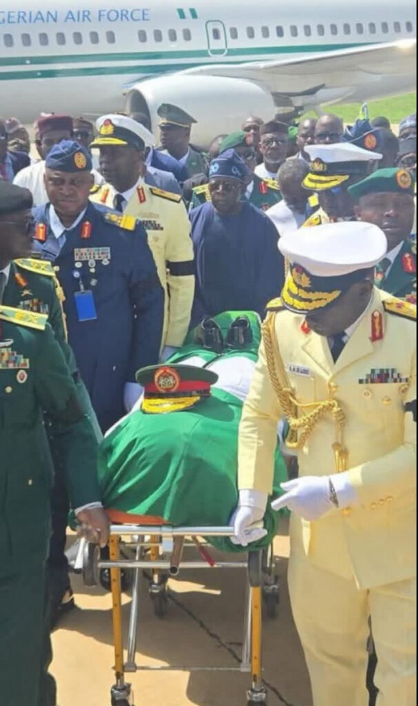 BREAKING: Former President Buhari Returns to Katsina for Burial Ceremony